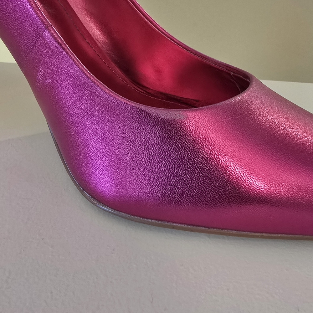 Marc Fisher Metallic Heels - Picture 5 of 9